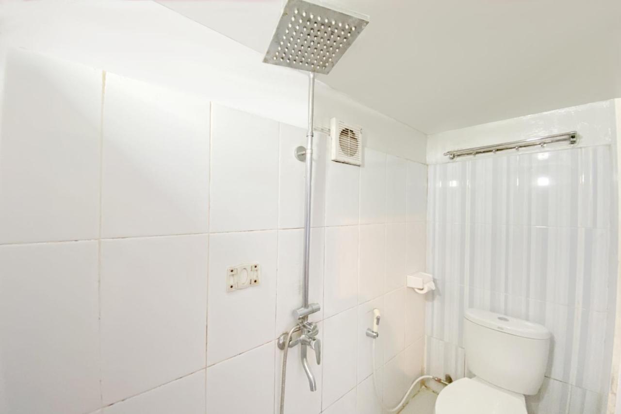 Hotel Ananda Syariah Redpartner 부키팅기 외부 사진
