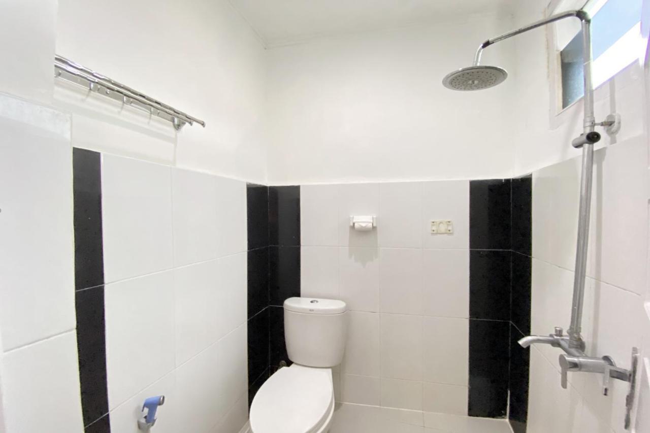 Hotel Ananda Syariah Redpartner 부키팅기 외부 사진